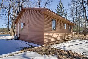 Serene Park Rapids Cabin: Fire Pit, Lake Access!