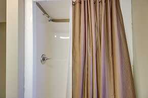 Fire Pit + Lake View: Cozy Park Rapids Cabin