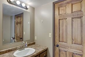 Fire Pit + Lake View: Cozy Park Rapids Cabin