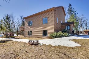 Fire Pit + Lake View: Cozy Park Rapids Cabin