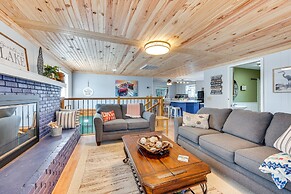 Lakefront New London Home: Dock, Fire Pit + Views!