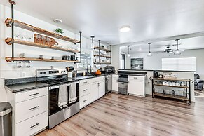 Riverfront Royal Home w/ Hot Tub & Fire Pits!
