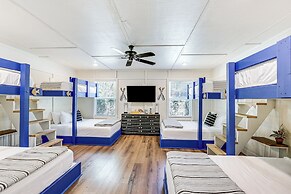 Riverfront Royal Home w/ Hot Tub & Fire Pits!