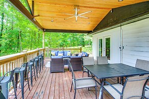 Riverfront Royal Home w/ Hot Tub & Fire Pits!