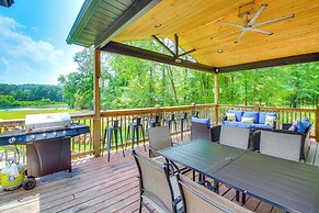 Riverfront Royal Home w/ Hot Tub & Fire Pits!