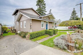 Beautiful Birch Bay Retreat w/ Deck & Fire Pit!