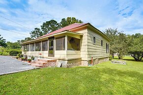 Lakeview Vacation Rental - Walk to Crystal Lake!