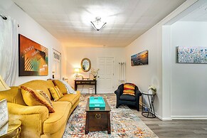 Lakeview Vacation Rental - Walk to Crystal Lake!