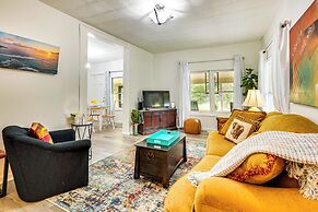 Lakeview Vacation Rental - Walk to Crystal Lake!