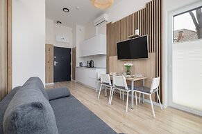 Studio With Terrace by Renters