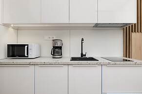 Studio With Terrace by Renters