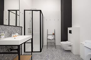 Studio With Terrace by Renters