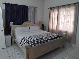 The Dream Nest At Csompo Silver Manor