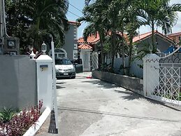 The Dream Nest At Csompo Silver Manor