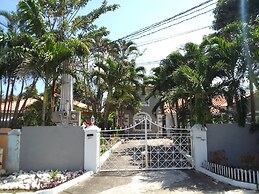 The Dream Nest At Csompo Silver Manor