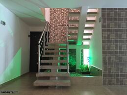 SACHAR LODGING APARTAHOTEL