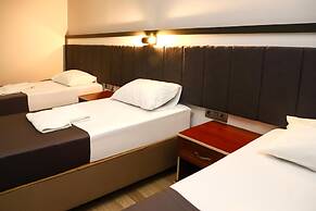 Yıldız Moonlight Hotel