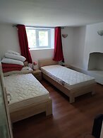 Newly Renovated 2 Bed Ground Floor Flat in Haskovo