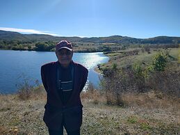 Newly Renovated 2 Bed Ground Floor Flat in Haskovo