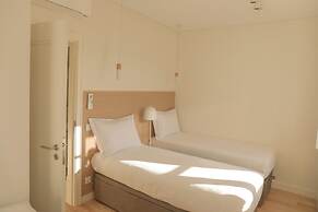 Ajuda Palace Inn Lisbon