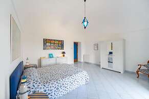 Villa Elena by Myvillacollection