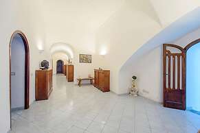 Villa Elena by Myvillacollection