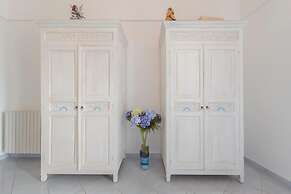 Villa Elena by Myvillacollection