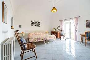 Villa Elena by Myvillacollection