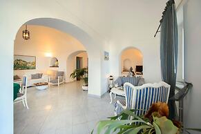 Villa Elena by Myvillacollection