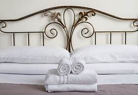 Onlyrooms IV - Sea View & Free Parking