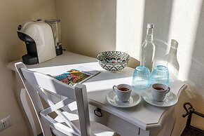 Onlyrooms IV - Sea View & Free Parking