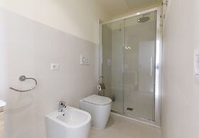 Onlyrooms IV - Sea View & Free Parking