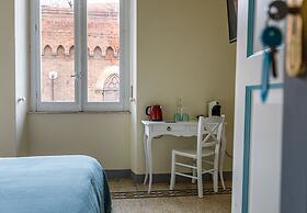 Onlyrooms IV - Sea View & Free Parking