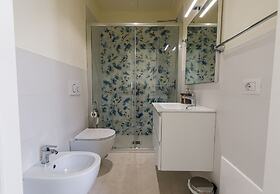 Onlyrooms IV - Sea View & Free Parking