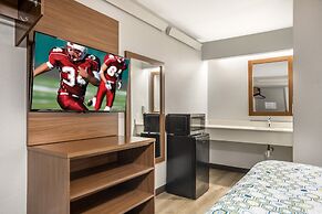 Hometowne Studios Greenville