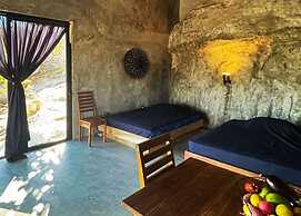 Destino Hotel & Hot Springs Day Pass