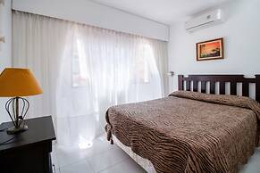 Oceana Suites Palm Beach