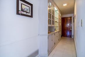 Oceana Suites Palm Beach