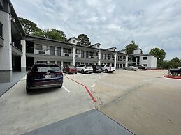 Super Stay Inn By OYO Humble IAH East