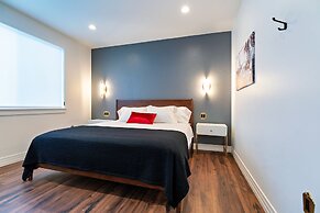 Rhapsody in View Boutique Hotel