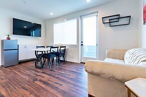 Rhapsody in View Boutique Hotel