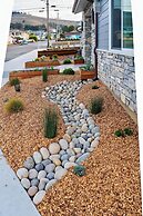 Rhapsody in View Boutique Hotel