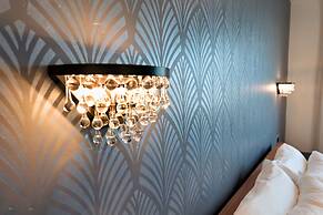 Rhapsody in View Boutique Hotel