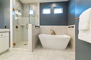 Rhapsody in View Boutique Hotel