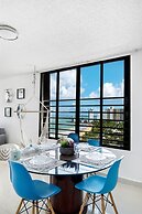 Maria Beach 1BDR Oceanfront Pool Parking