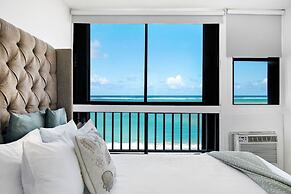 Maria Beach 1BDR Oceanfront Pool Parking