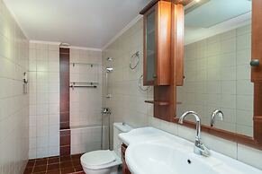 Koralia Vacation House