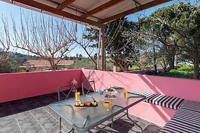 Koralia Vacation House