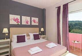 Koralia Vacation House