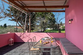 Koralia Vacation House